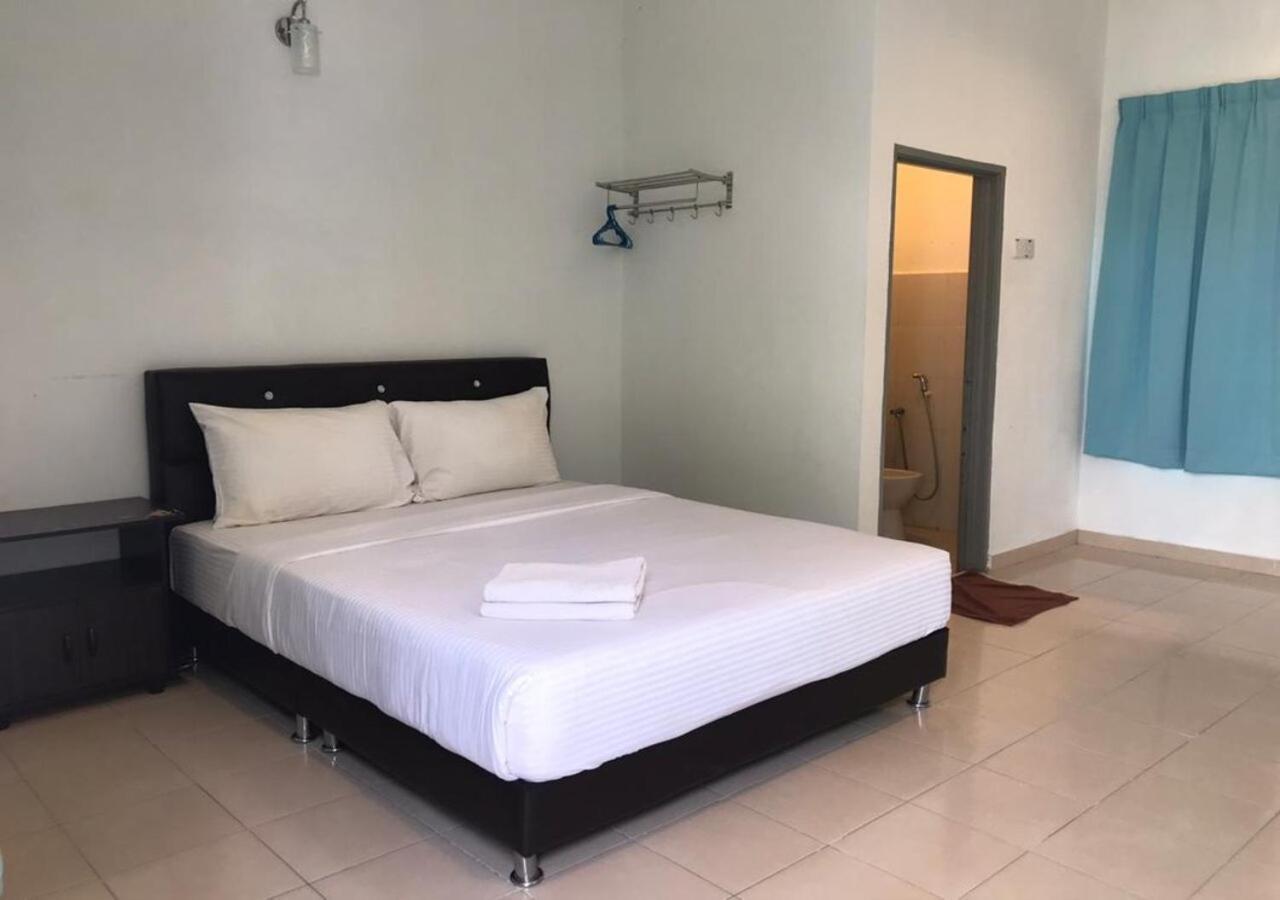 Alpha Motel Pantai Cenang  Bagian luar foto