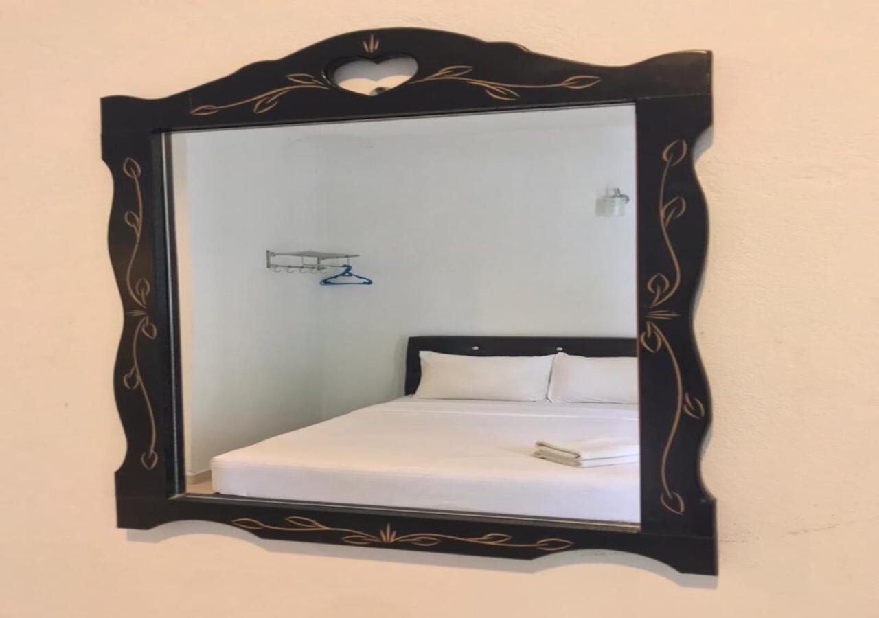 Alpha Motel Pantai Cenang  Bagian luar foto