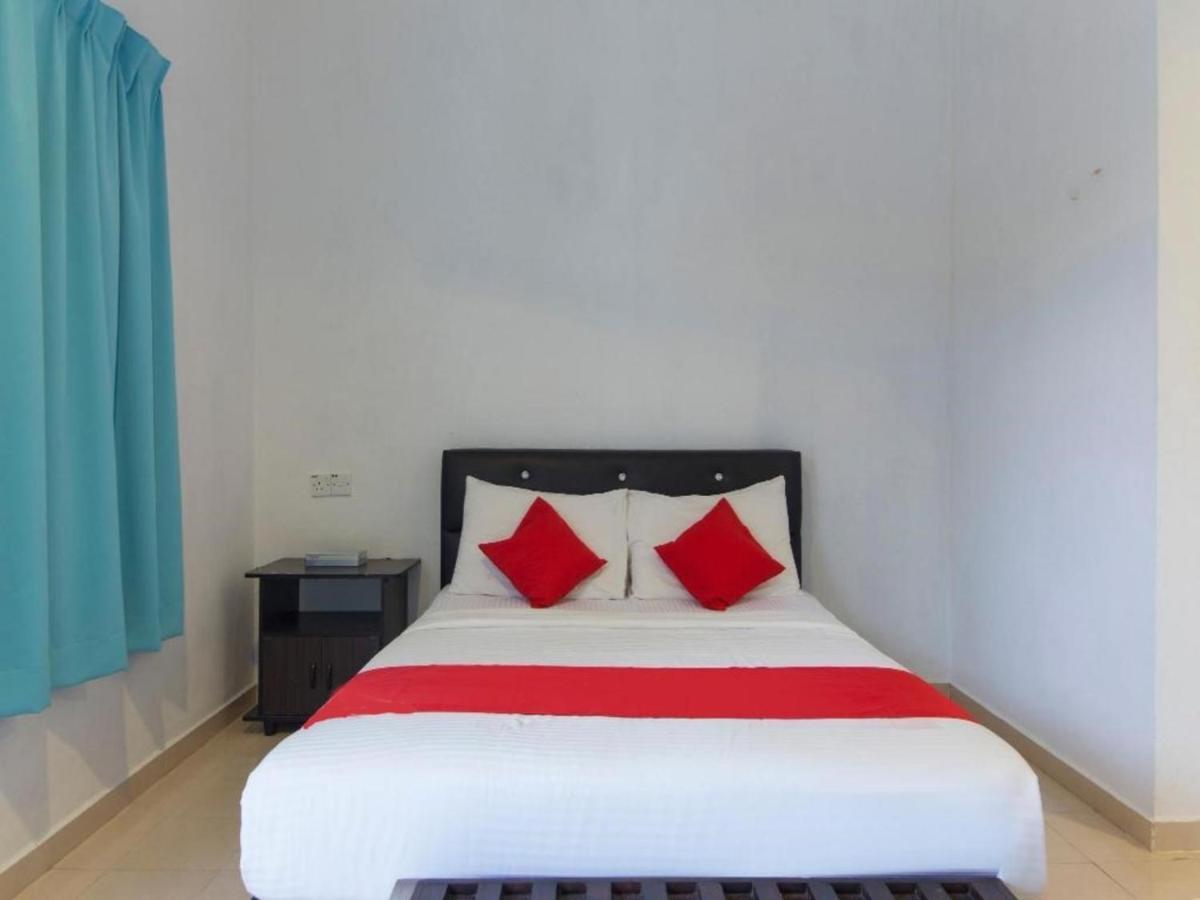 Alpha Motel Pantai Cenang  Bagian luar foto