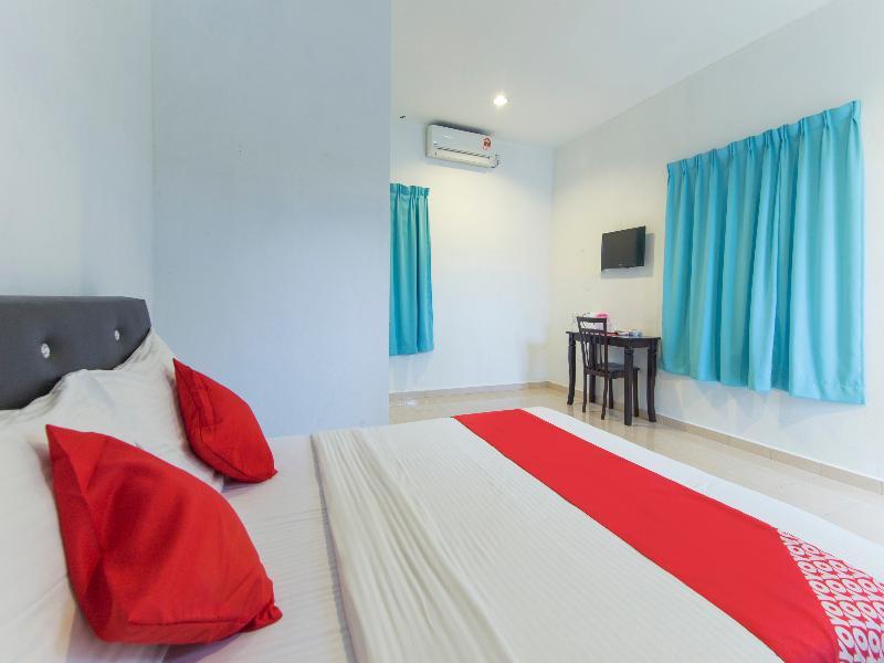 Alpha Motel Pantai Cenang  Bagian luar foto